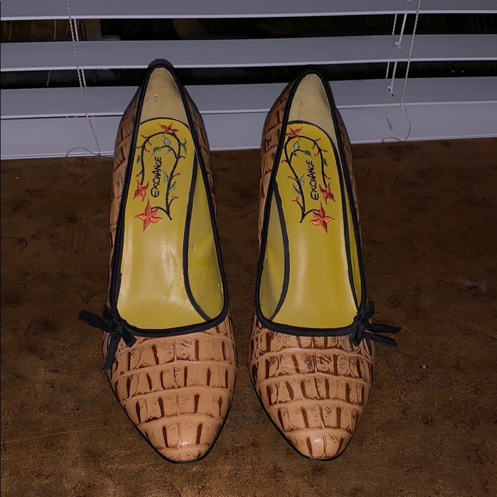 Tan and Black Pump